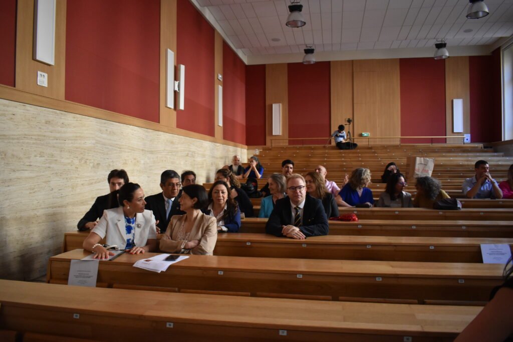 Impressionis-Vous Arte al Paso Gallery. Sorbonne