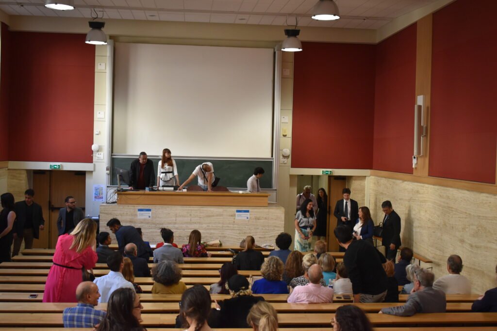 Impressionis-Vous Arte al Paso Gallery. Sorbonne