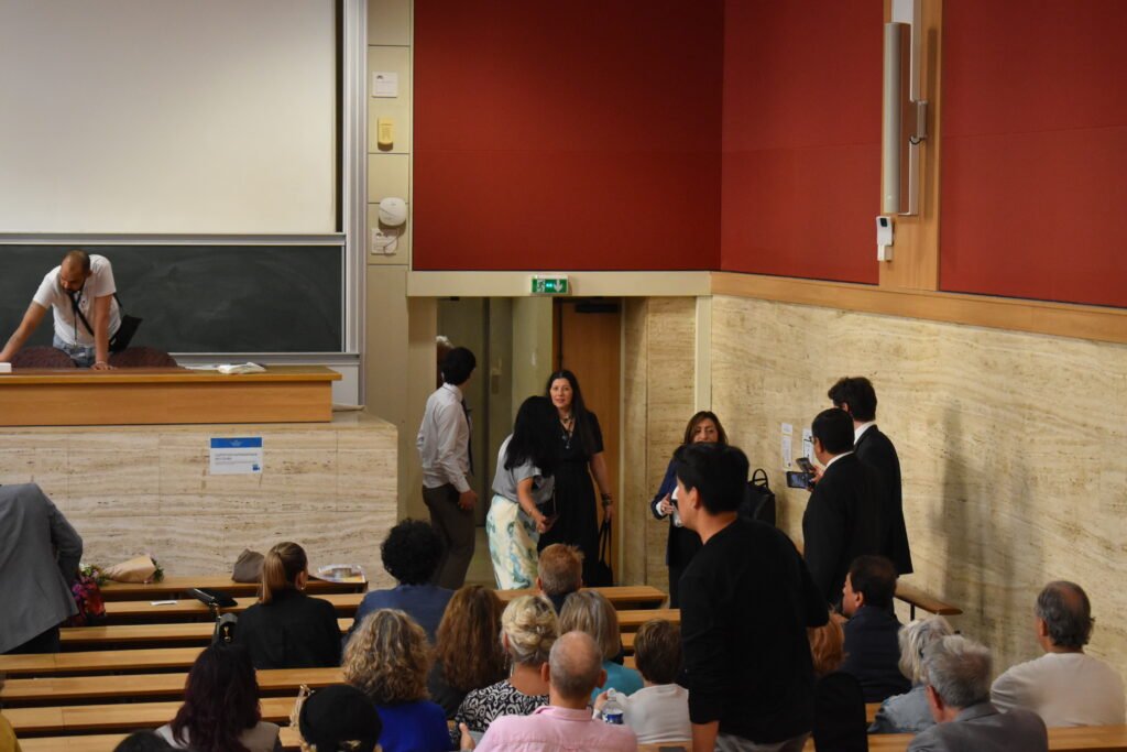 Impressionis-Vous Arte al Paso Gallery. Sorbonne