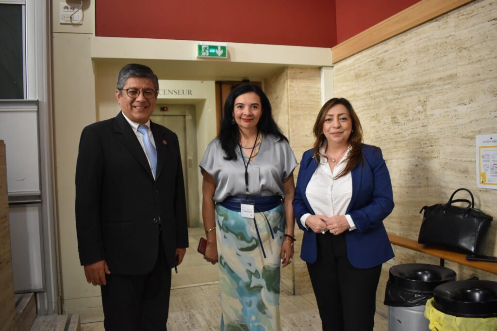 Exc. Embajadora de Guatemala Sra. Olga Julissa Anzueto