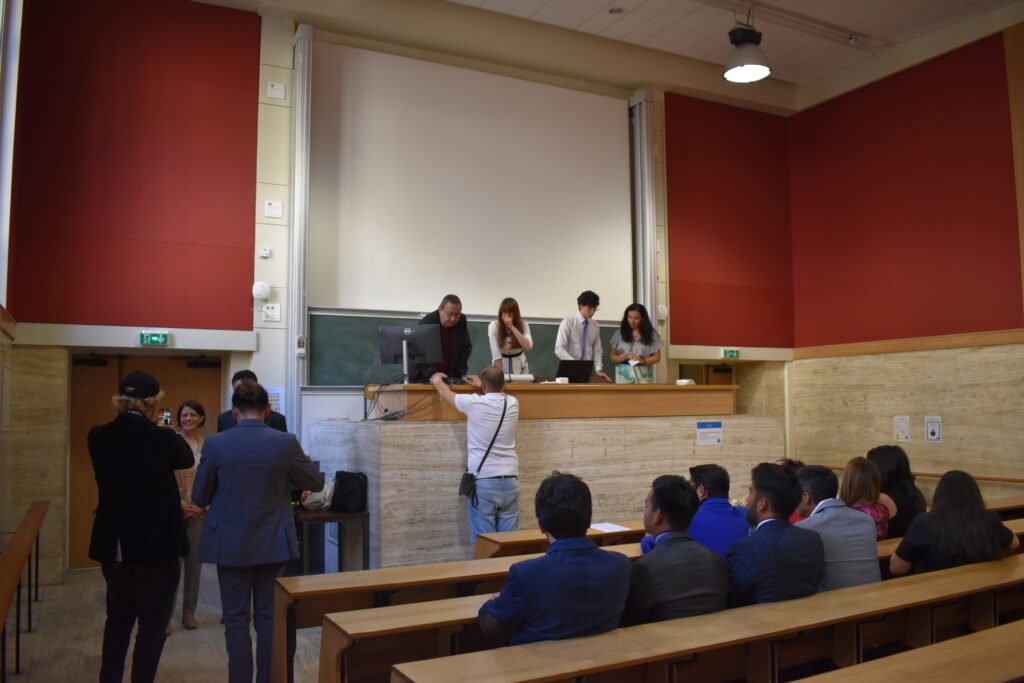 Impressionis-Vous Arte al Paso Gallery. Sorbonne