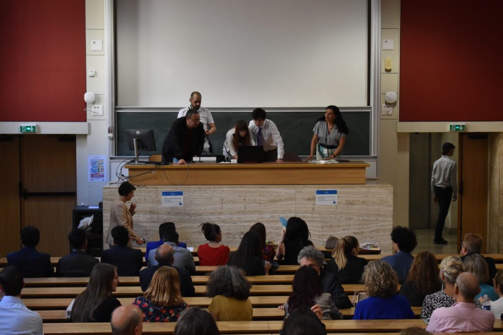 Impressionis-Vous Arte al Paso Gallery. Sorbonne