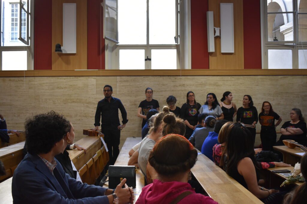 Impressionis-Vous Arte al Paso Gallery. Sorbonne