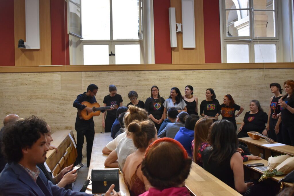 Impressionis-Vous Arte al Paso Gallery. Sorbonne